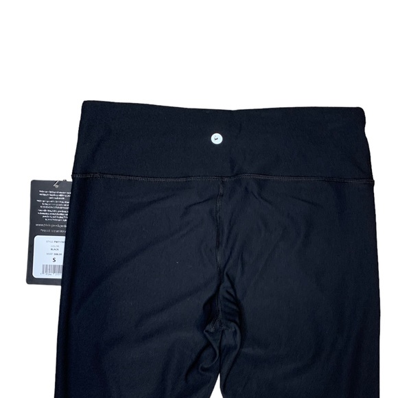 90 Degree NWT Women’s Cut Out Caged Front Black Yoga Pants - Picture 2 of 5